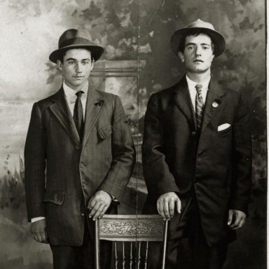 Vincenzo Iocca and Valentino Vespa, 1910 in Springfield, Illinois.