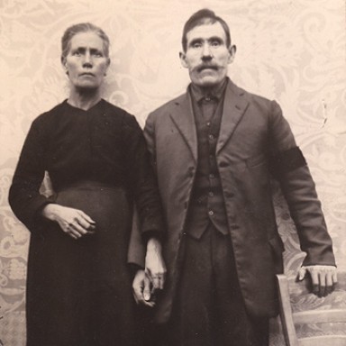 Giovanni Antonacci and his wife Maria Vespa. Circa 1931, Calascio.